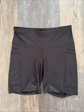 Old Navy Black High-Waist Bike Shorts with Side Pockets